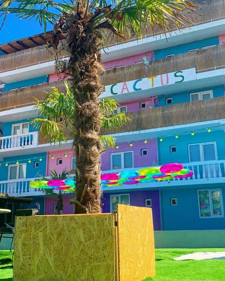 Casa Barbie Costinesti Hostel Bagian luar foto