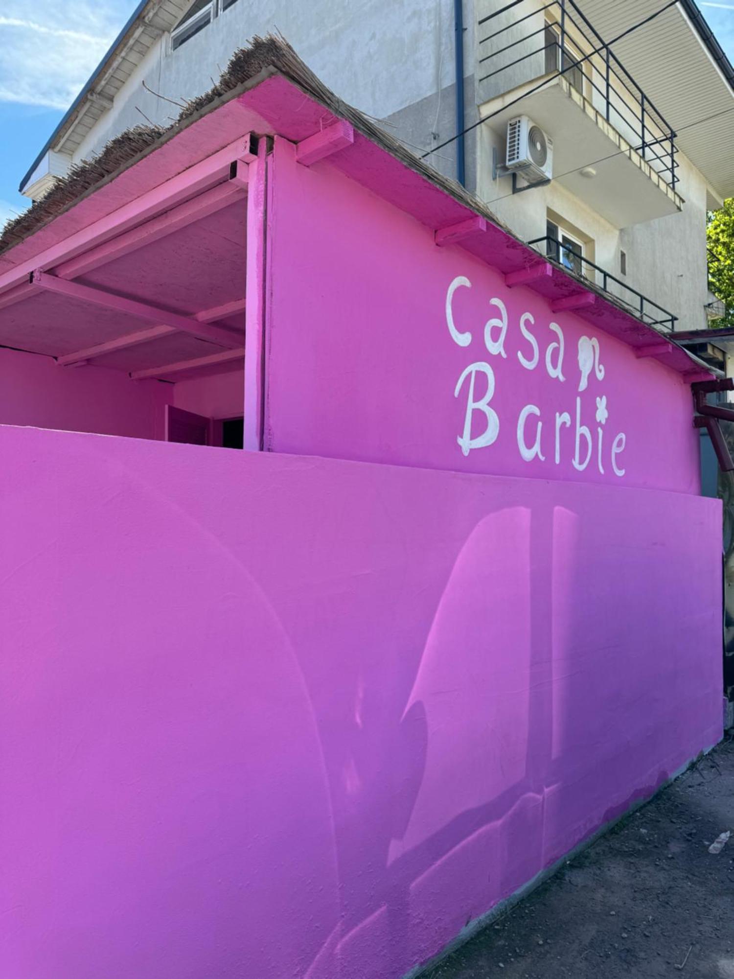 Casa Barbie Costinesti Hostel Bagian luar foto