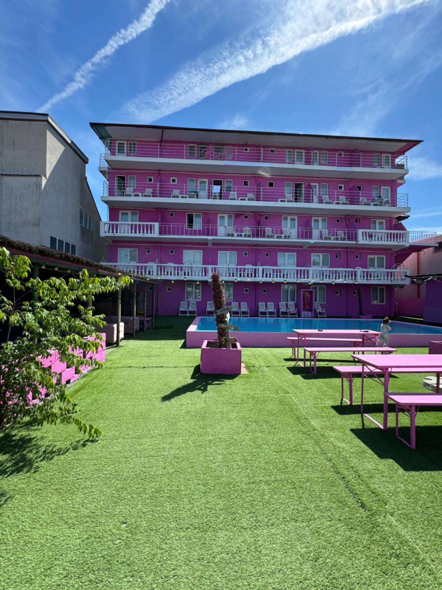 Casa Barbie Costinesti Hostel Bagian luar foto
