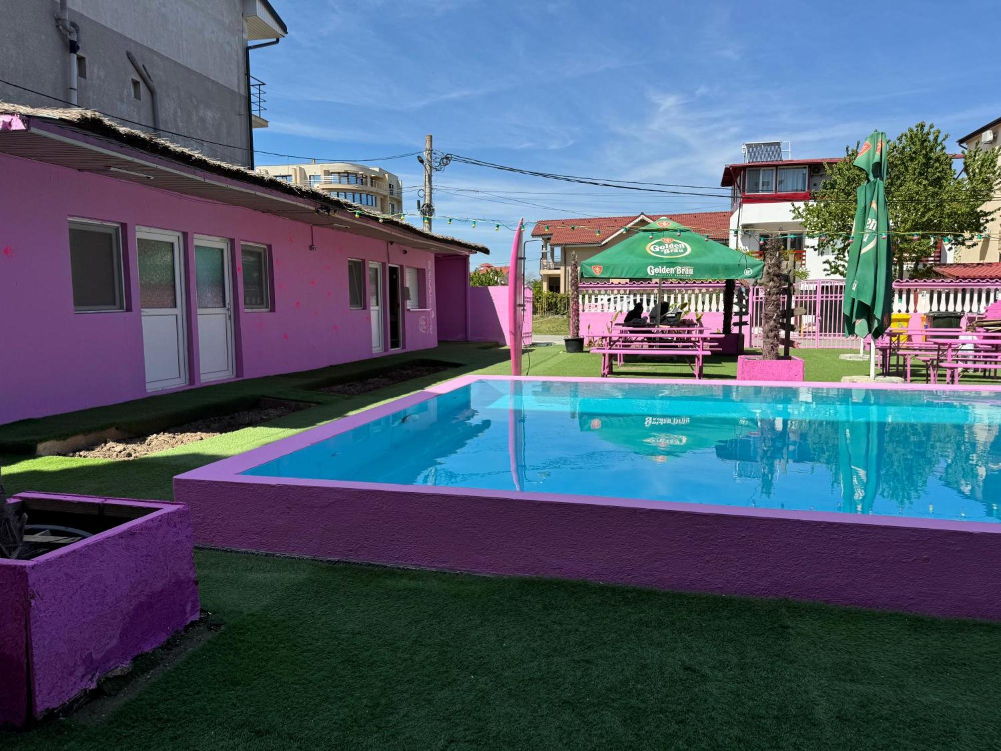 Casa Barbie Costinesti Hostel Bagian luar foto
