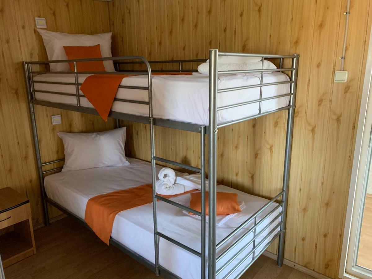 Casa Barbie Costinesti Hostel Bagian luar foto