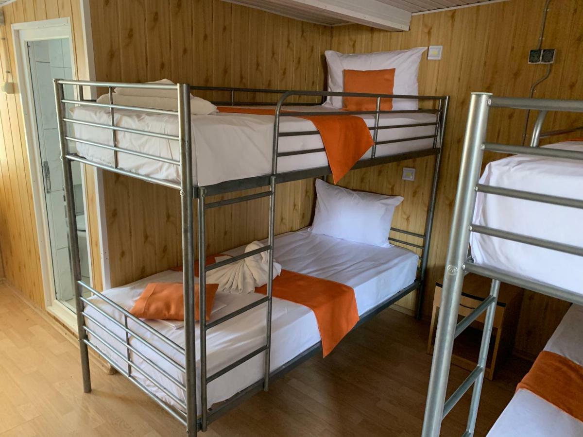 Casa Barbie Costinesti Hostel Bagian luar foto
